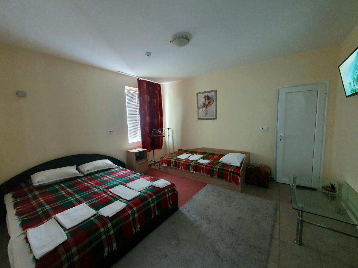 Viriks Hotel Burgas City Eksteriør billede