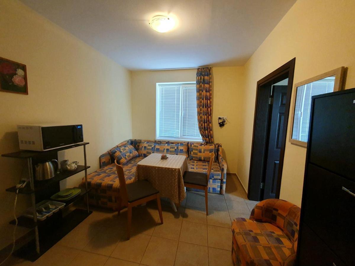 Viriks Hotel Burgas City Eksteriør billede