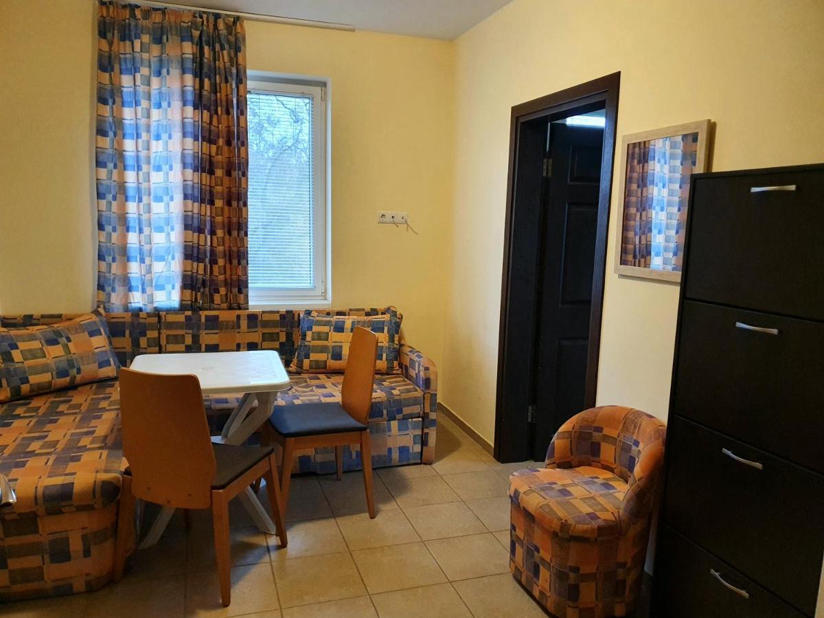 Viriks Hotel Burgas City Eksteriør billede
