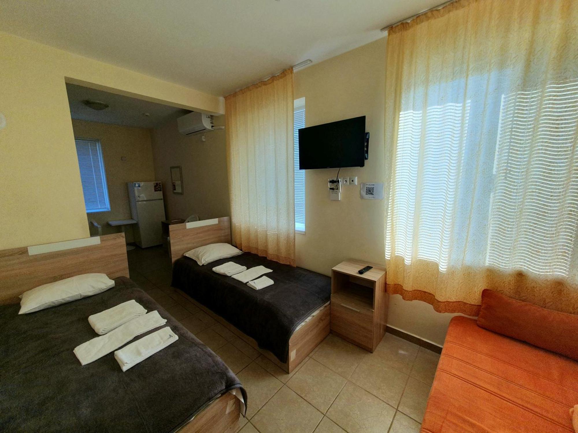 Viriks Hotel Burgas City Eksteriør billede